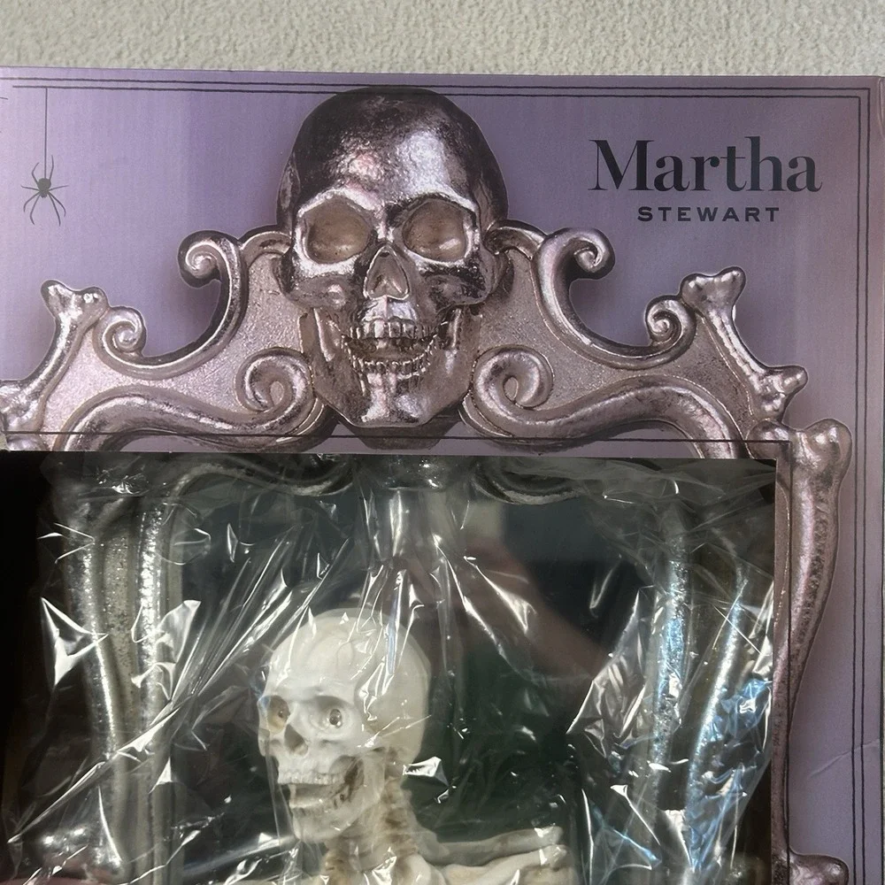 Martha Stewart Halloween Decor Skeleton Holding Pink‎ Martini Glass LED Mirror